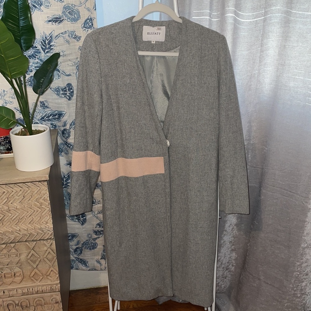 ELLIATT
Abstract Coat - Picture 6 of 7